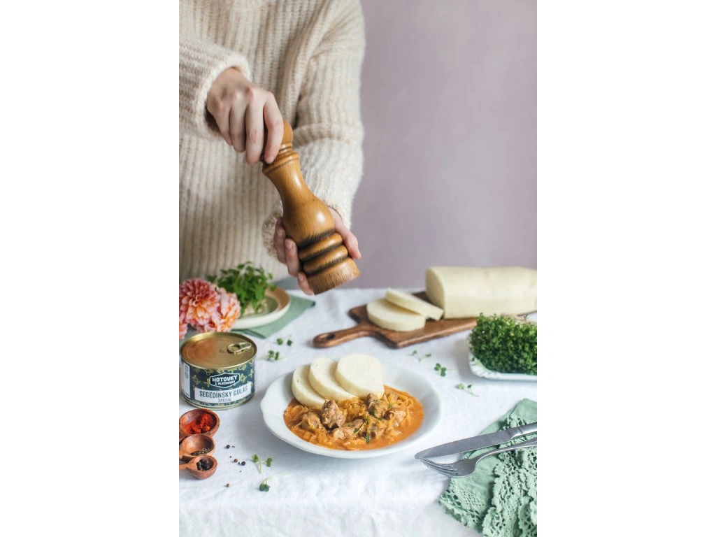 Segedinky gulas_Hotovky z plechovky_400g_3